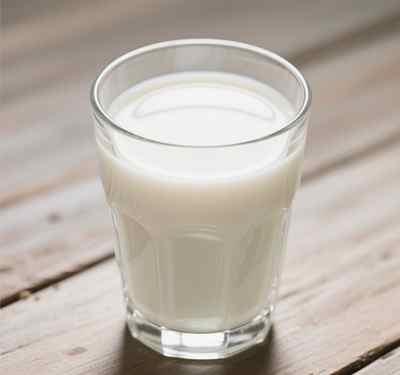 完达山乳业回应罐装车漏奶：突发现象，运输后将杀菌销售